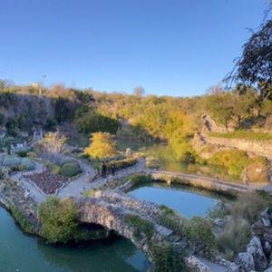 Meet your Posher, Eduardo